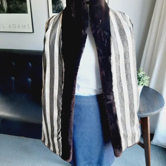 VTG Luxurious Brown Mouton Swing Coat - Picture 5 of 11